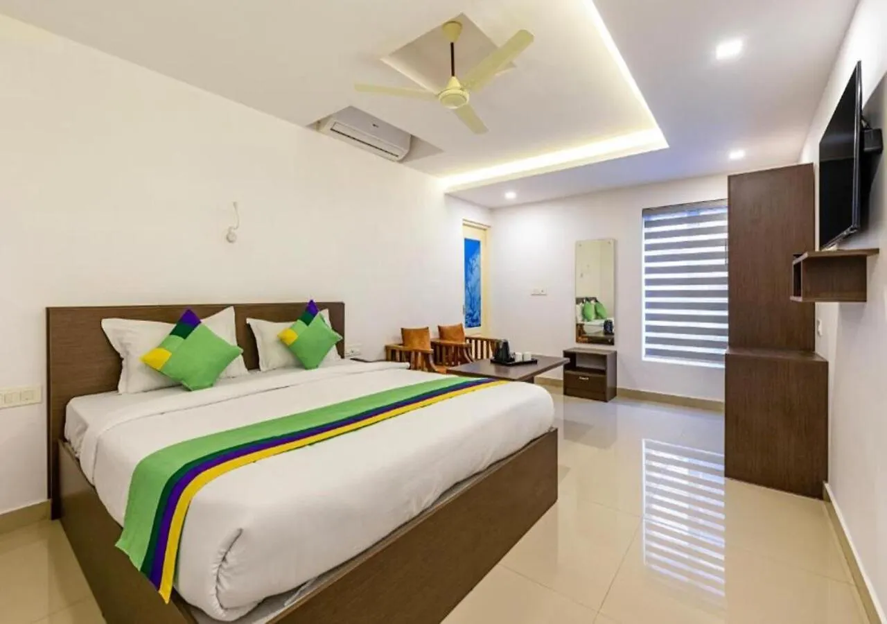 Airport Avenue Plaza Hotel Nedumbassery 3*,